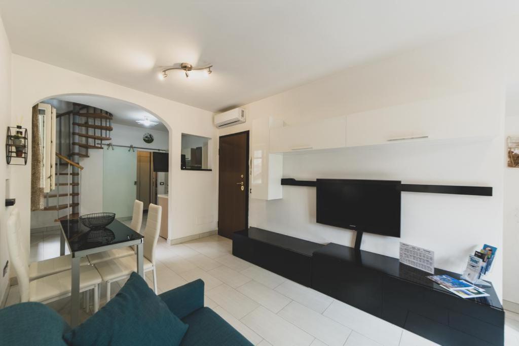 Molly Apartment بورتو سانتو ستيفانو المظهر الخارجي الصورة